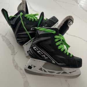 CCM ribcore 88k Intermediate skates
