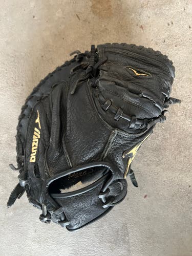 Mizuno catchers glove