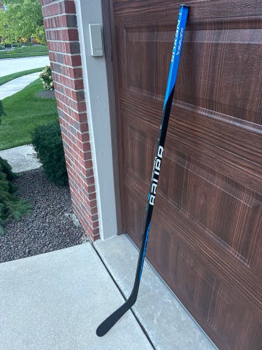 Bauer nexus team stick.