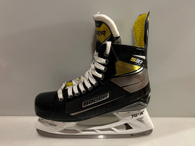 New Bauer Supreme S37 Senior Skates - Size 8