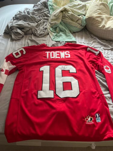 2014 signed team canada jersey