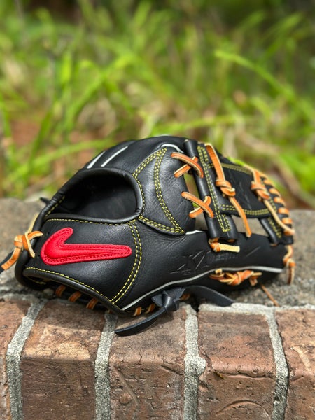 RARE Japanese Nike Youth INF glove 11”