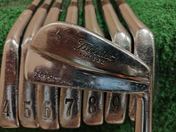 Titleist 690.MB Golf Iron Set 3-PW, Steel Shaft Stiff Flex S300