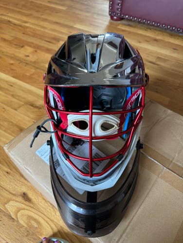 Used Goalie Cascade XRS Helmet