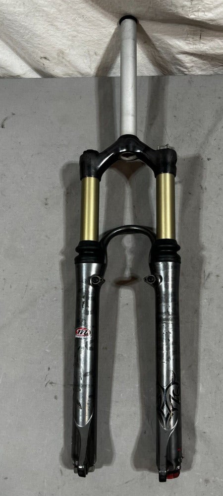 Manitou BLACK 可変100mm〜120mmストローク Manitou BLACK 可変100mm〜120mmストローク