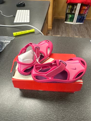 Nike Girls Sandals