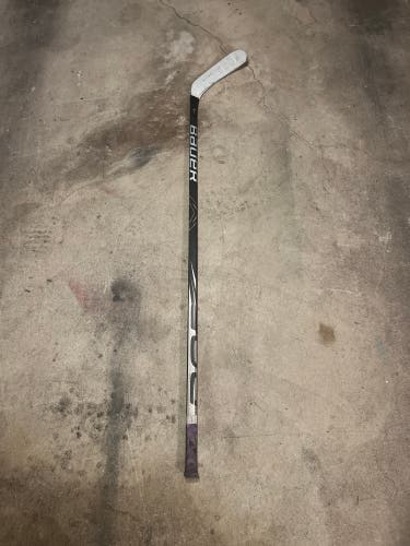 Used Senior Bauer Right Handed P92M  Vapor X:Shift Pro Hockey Stick