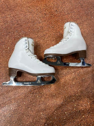 Used Junior Jackson Ultima Excel Figure Skates Size 13