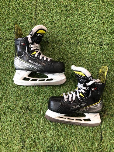 Used Bauer Vapor 3X Hockey Skates Regular Width 12.0 - Youth