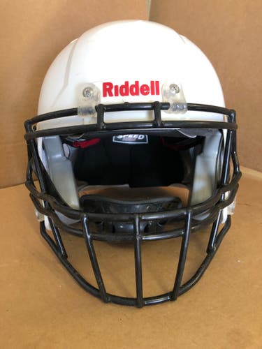 USED RIDDELL SPEED ICON YOUTH HELMET - MEDIUM - WHITE