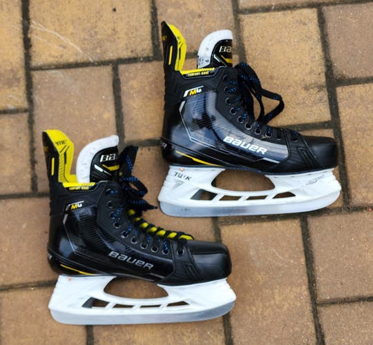 Used Senior Bauer Supreme M4 Hockey Skates Regular Width 9 Fit 2