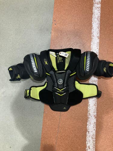 Used Senior XS Warrior Alpha QX Shoulder Pads