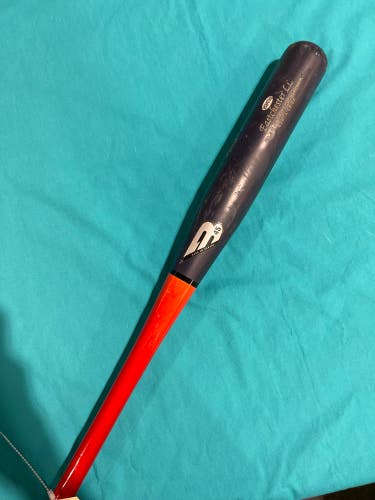 Used Kid Pitch (9YO-13YO) B45 B45 B243C Pro Select baseball bat Bat Training Birch 28"