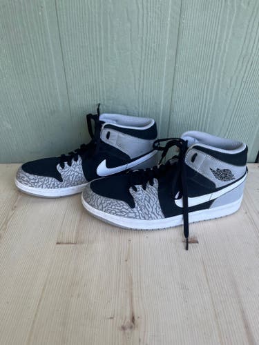 Used Nike Jordan 1 Mid SE Elephant Toe