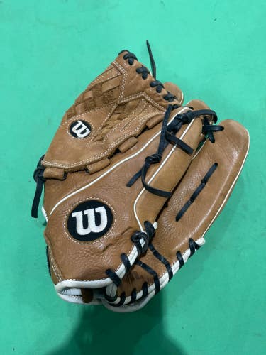 Brown Used Kid Pitch (9YO-13YO) Wilson A950 Right Hand Throw Pitcher's Baseball Glove 12.5"