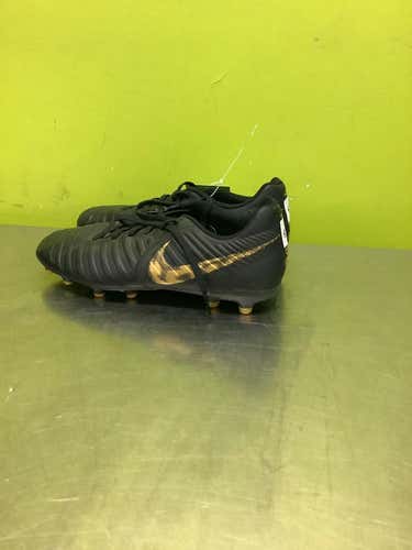 Used Nike Tiempo Senior 8 Cleat Soccer Outdoor Cleats