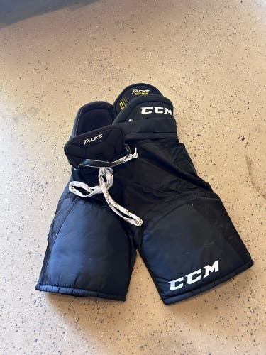 Ccm Hockey Pants