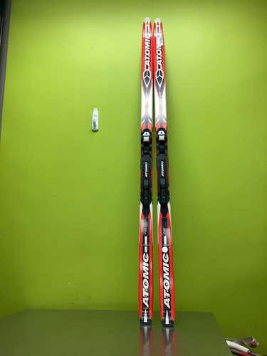 Used Atomic Densolite Core 140 Cm Boys' Cross Country Ski Combo