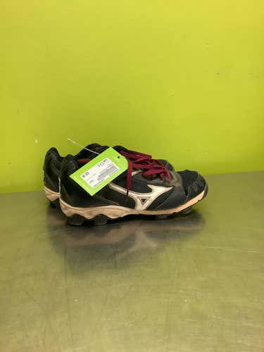 Used Mizuno Flv1112 Senior 8.5 Baseball And Softball Cleats