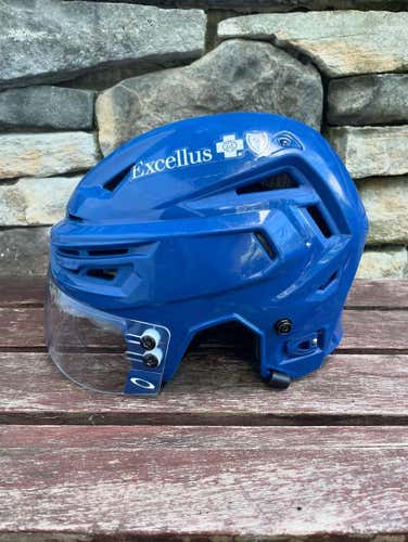 Syracuse Crunch Bauer Re-Akt 150 with Oakley Visor Large