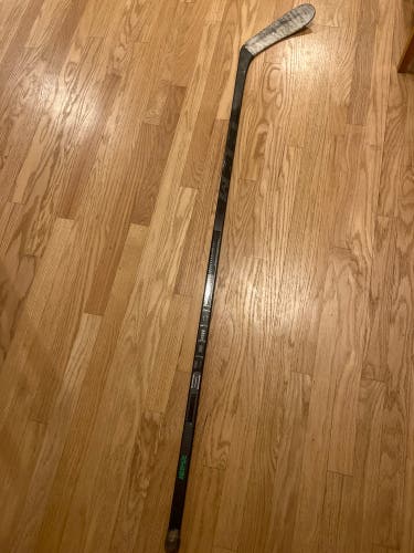 CCM Trigger 6 right hand 65 flex p28