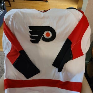 White New Size 60 Men's Jersey