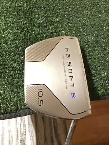 Cleveland HB Soft 2 10.5 Slight Arc Putter 35 Inches (RH)