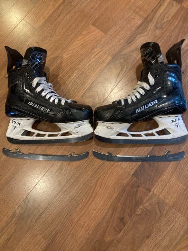 Used Bauer 7 Supreme Mach Hockey Skates