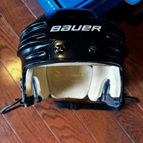 Used Large Bauer 4500 Helmet