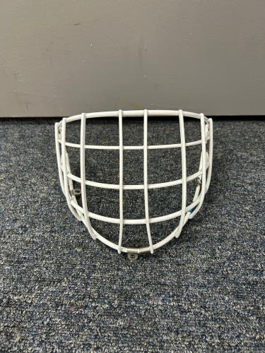 CCM 9000 Hockey Goalie Cage White M/L New