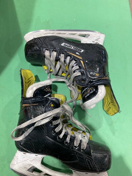 Bauer Supreme S29 Hockey Skates | Junior 1 | Regular