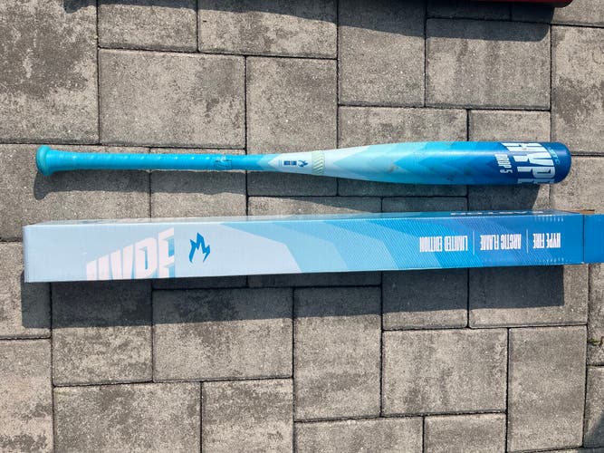 Easton 2024 Bat - Arctic Flame