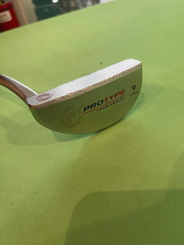 Used Men's Odyssey Protype Tour Series #9 Blade Putter Left Hand 34"