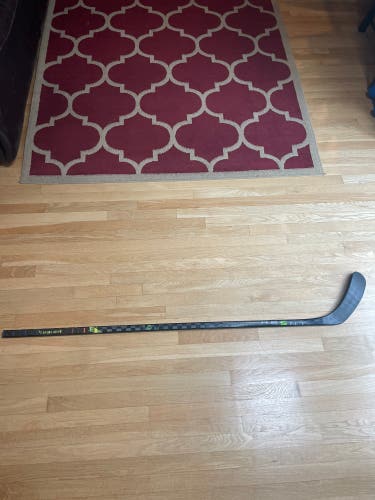 Used Agent Hockey Stick 77 Flex P92