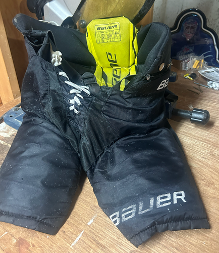 Used Junior Small Bauer Supreme S27 Hockey Pants