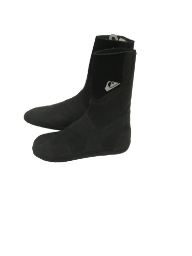 Used Quiksilver Junior 05 Wetsuit Booties