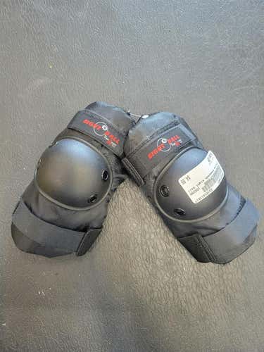 Used Sm Inline Skate Kneepads