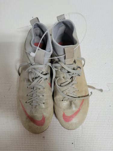 Used Nike Junior 02.5 Cleat Soccer Outdoor Cleats