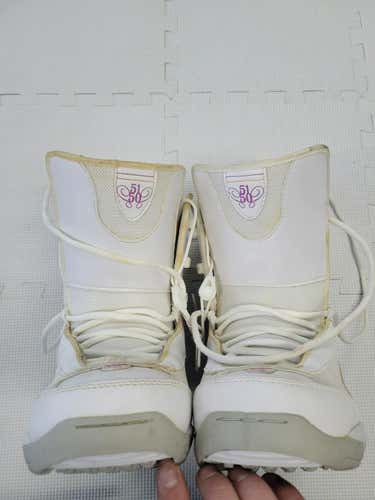 Used 5150 Sb Boots Senior 8 Women's Snowboard Boots