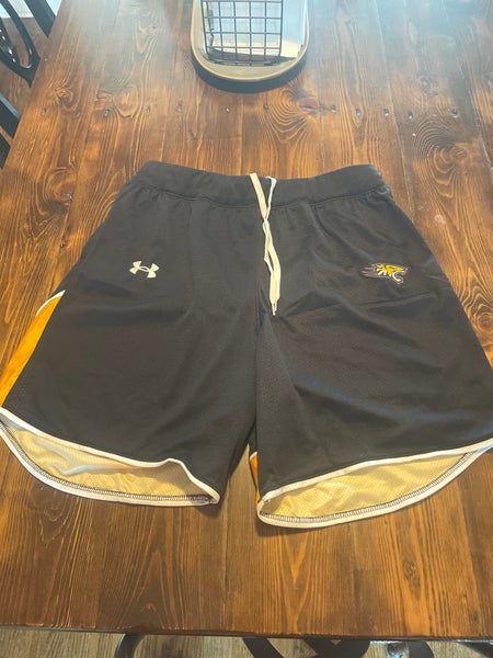 Team Issued Towson shorts L