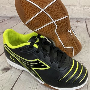 Diadora Cattura ID Boys Black and Neon Green Youth Athletic Shoes US Size 13