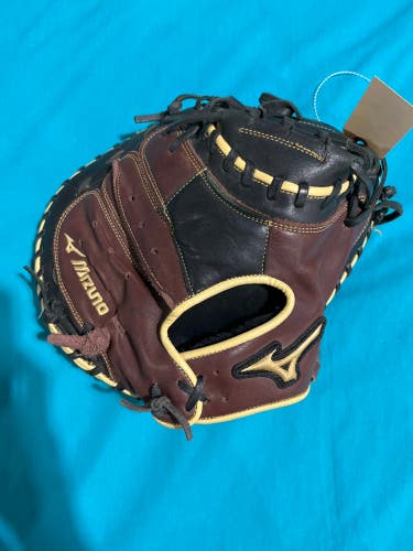 Brown Used Mizuno MVP Prime Right Hand Throw Catcher's Baseball Glove 34"