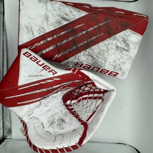 Used Bauer 3x Glove and Blocker Intermediate Red