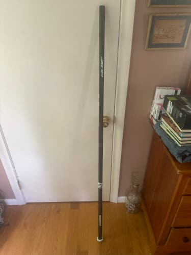 Used Maverik Caliber Long Pole