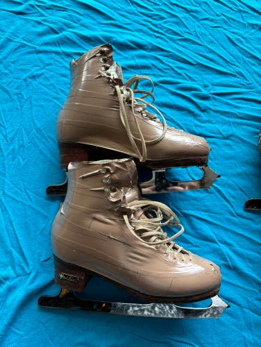 Harlick Figure Skates