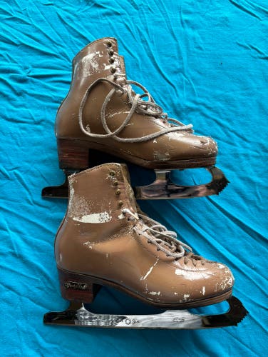 Harlick Figure Skates