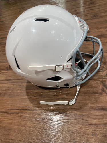 Used Youth Small/Medium Riddell Victor Helmet