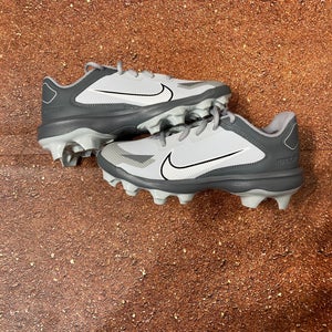 NEW Nike Force Zoom Trout 8 Low Size 4.5