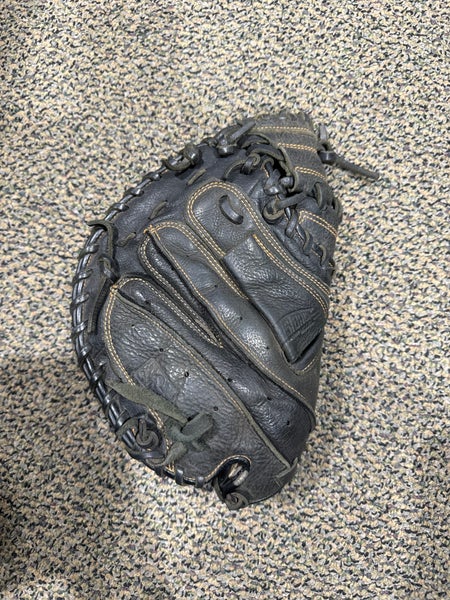 Black Used Kid Pitch (9YO-13YO) Rawlings Renegade Right Hand Throw Catcher's Baseball Glove 31.5"