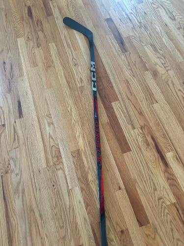 Intermediate CCM Left Hand P29 Jetspeed FT7 Pro Hockey Stick